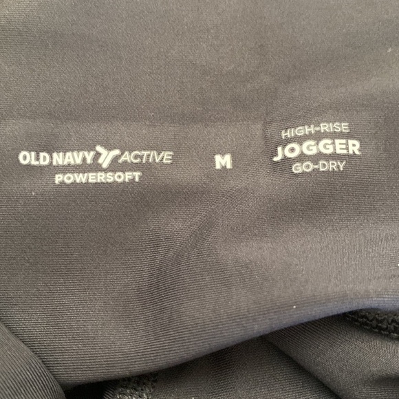 NWT- Old Navy High Waisted Power Soft Joggers Women’s M Black activewear Stretch - Picture 13 of 14